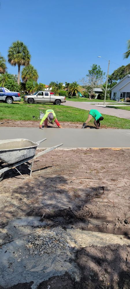 Enhance your home's appeal with our expert stucco install and repair services, ensuring durability and elegance. Trust our experienced team to deliver seamless finishes that elevate your property's aesthetic value. for Ferrer Construction in Arcadia, FL