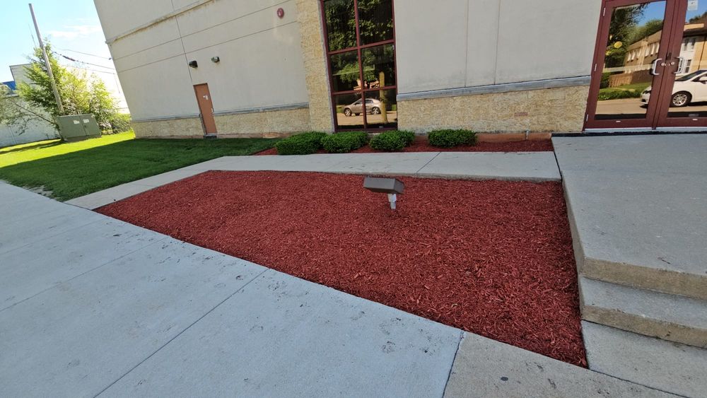 Landscaping for Malagon & Company LLC in Milwaukee, WI