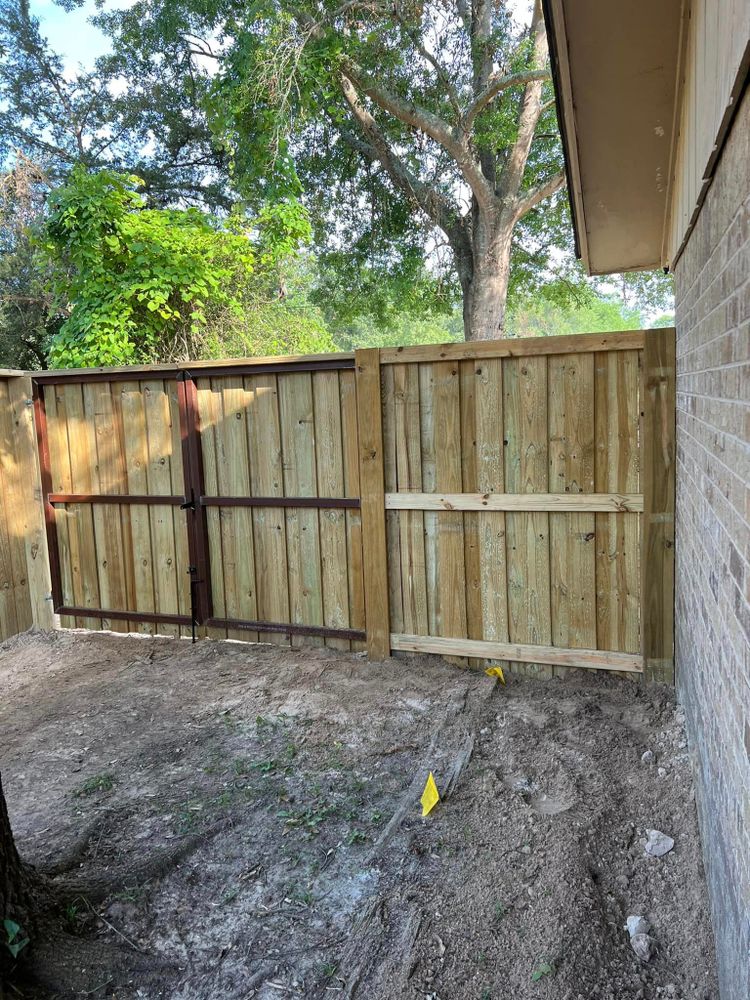 Fences for MNA Construction, LLC in Lufkin, TX