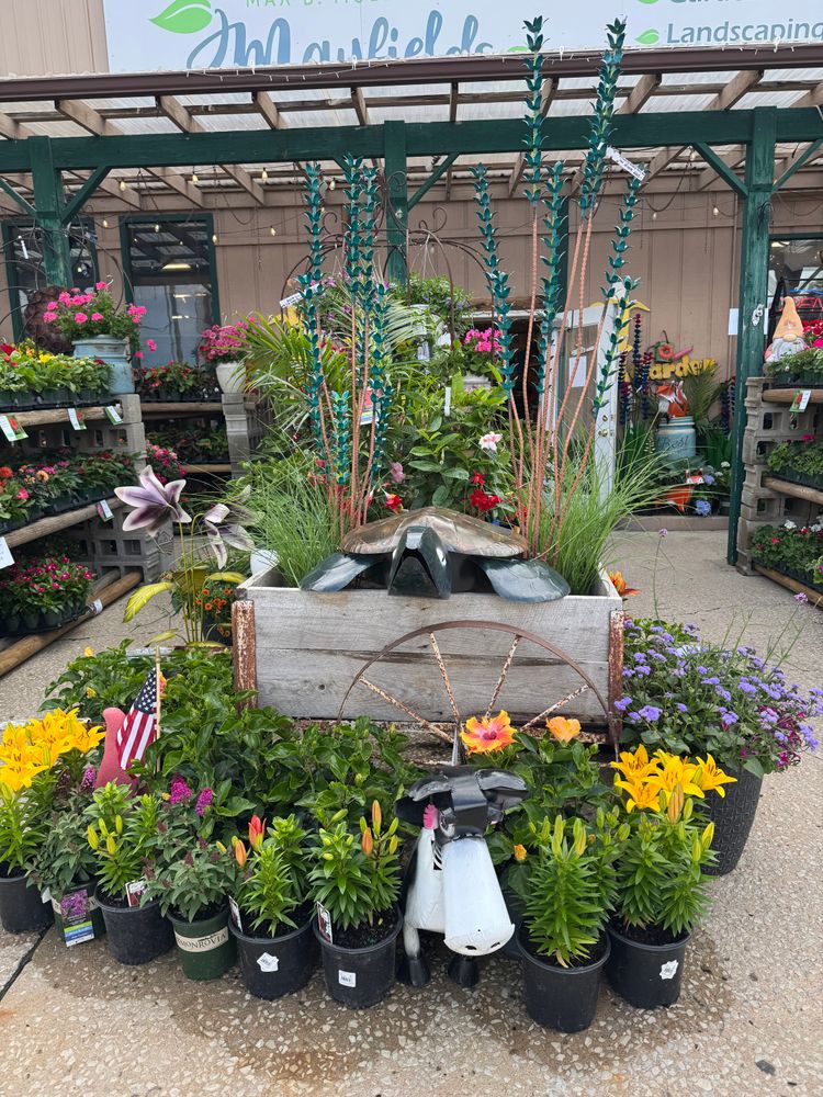 All Photos for Mayfield Landscaping in Staunton, IL