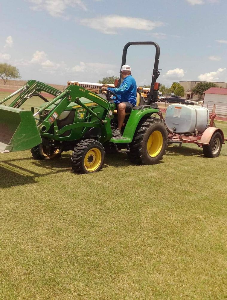 Lawn Care for Riojas Turf Care in Alice, TX