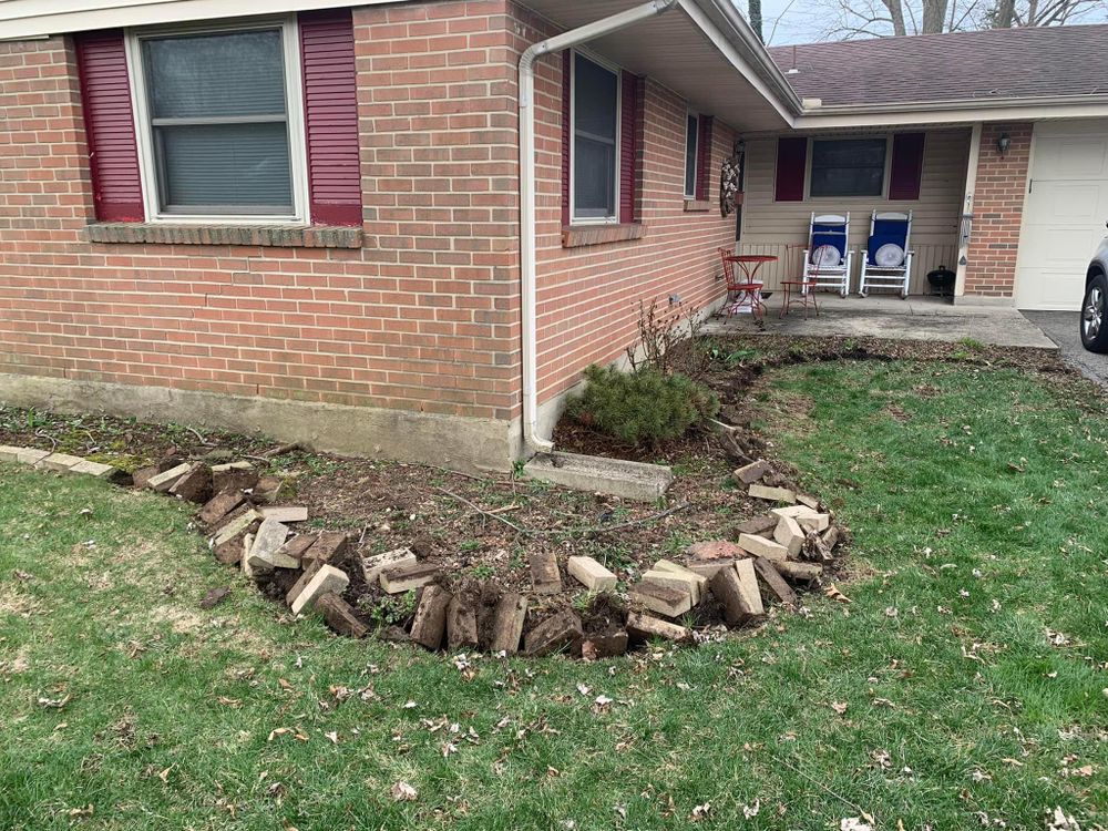 Fall Clean Up for High Garden Landscapes in Middletown, Ohio