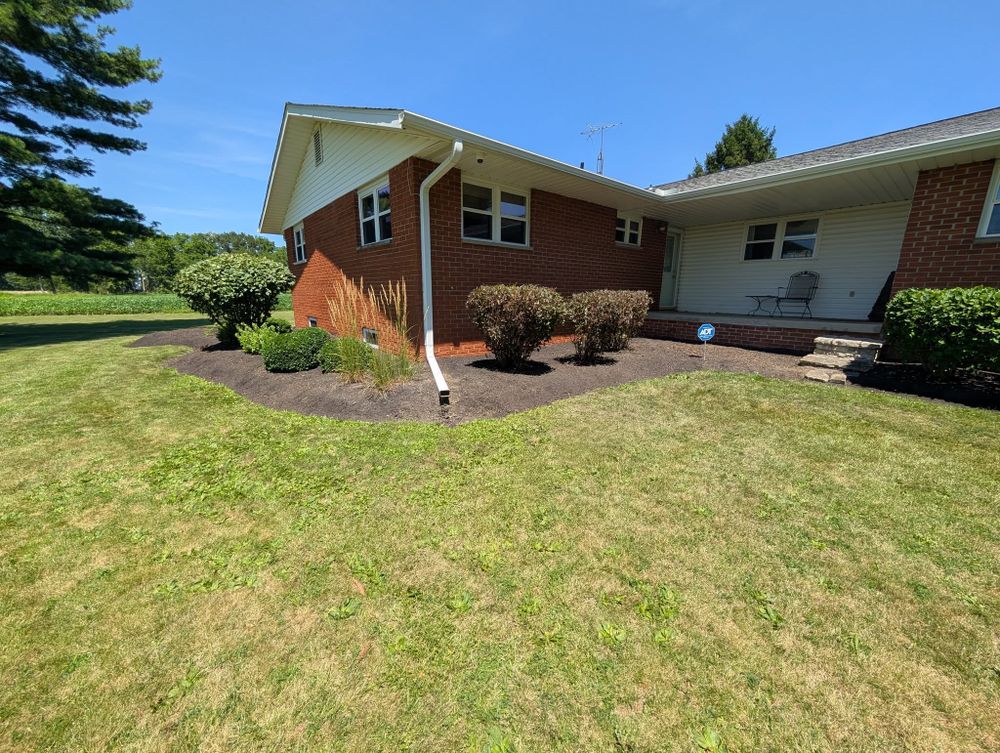 Landscaping for Knapps Landscaping and Lawn Care in Marion, OH