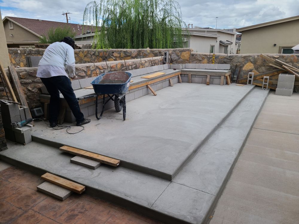 Residential Concrete Bench for ADM Landscaping & Irrigation LLC in El Paso,  TX