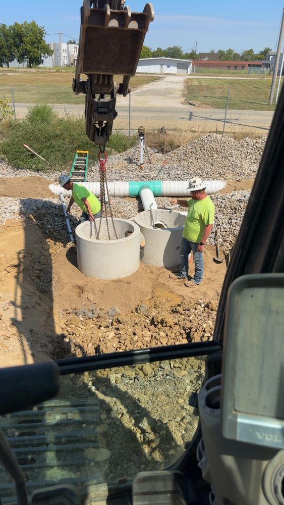 Excavating for Travis Excavating LLC in Olney,, IL