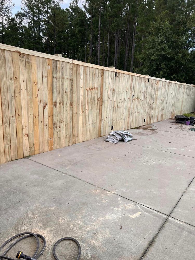 fence and deck construction for TLR Construction LLC in Summerville, SC