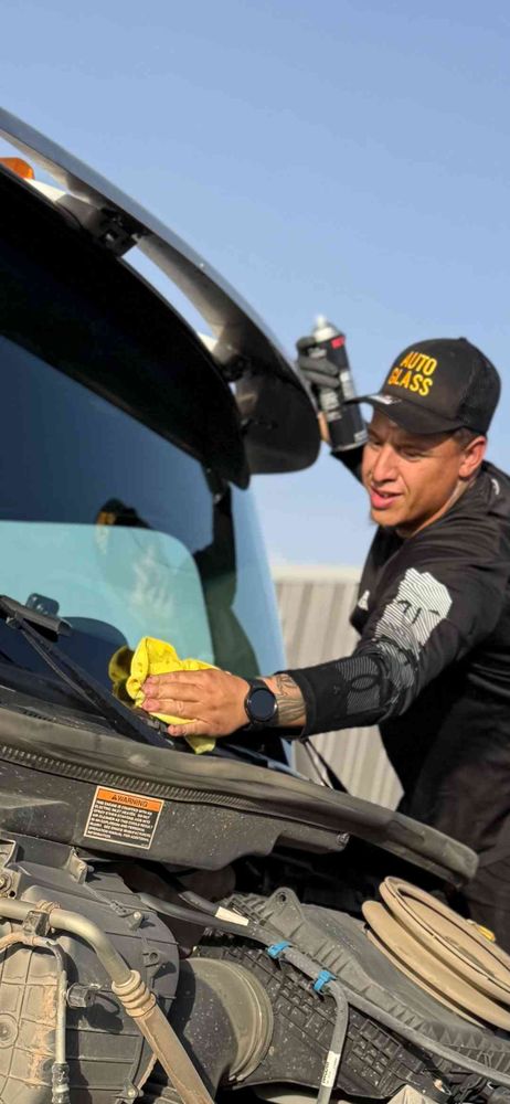 All Photos for Cals auto glass llc in Phoenix, AZ