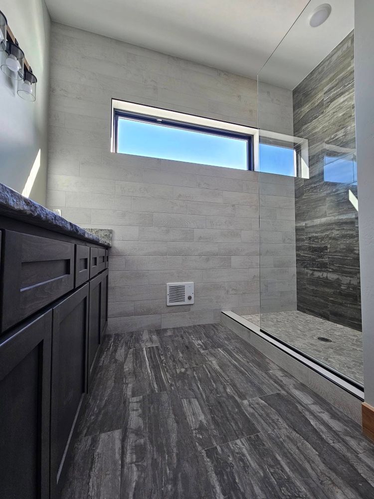 Flooring for Fine Line Floor in Pagosa Springs, CO