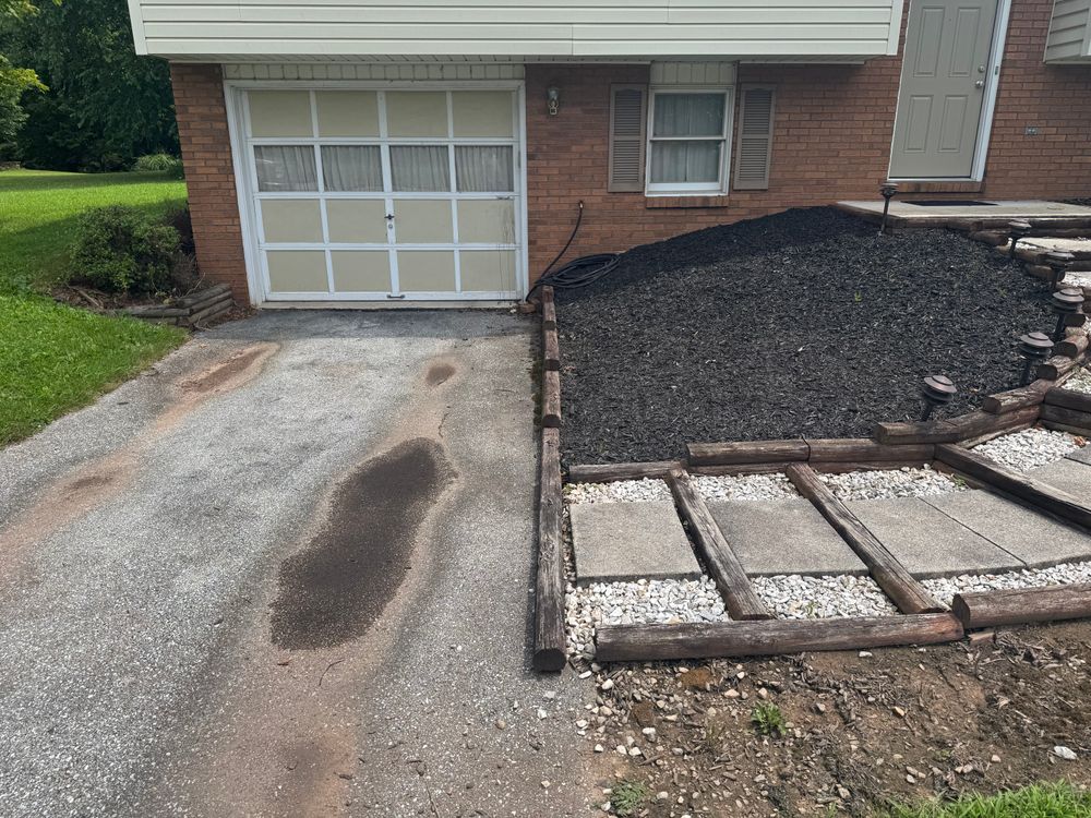 Hardscaping for Dunn-Rite Landscaping in New Oxford, PA