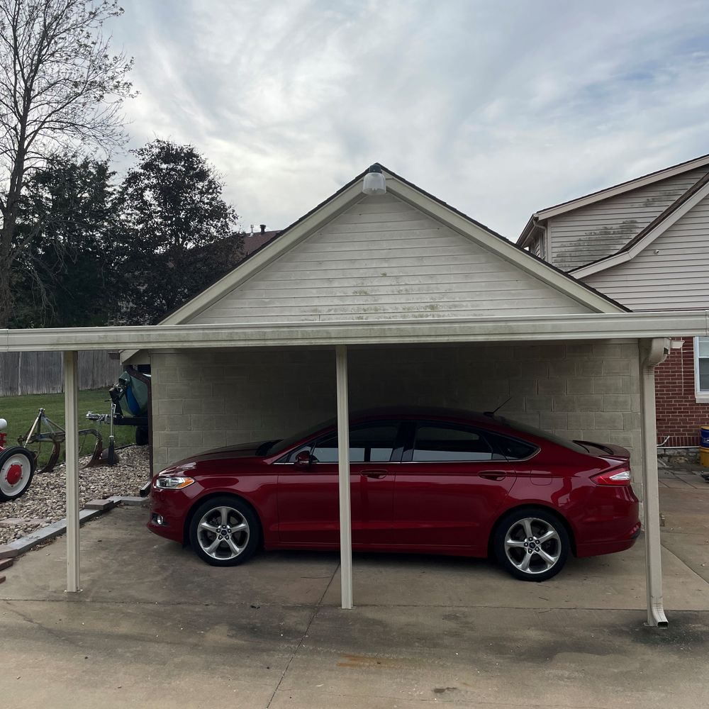 Window Cleaning  for Elite Power Washing in Kansas City, KS
