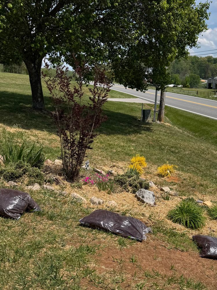 All Photos for Legends Lawn Care in Johnson City, TN