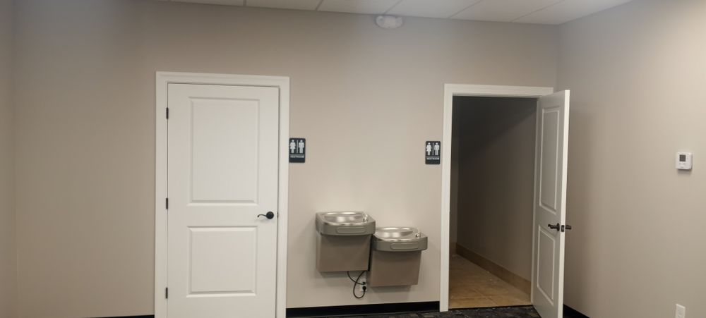 All Photos for Bradley Bradshaw Painting in Christmas, FL