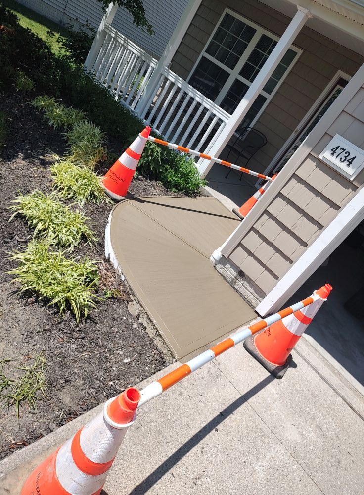 Concrete for Henceroth Construction in Amherst, OH