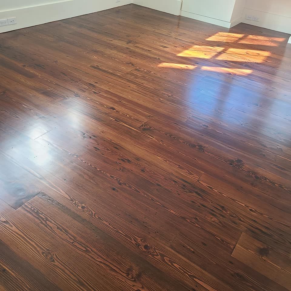 Our Hardwood Flooring Install And Repair service offers homeowners professional installation and repair solutions for beautiful, long-lasting hardwood floors that enhance the aesthetics of their homes. for Amazing Flooring LLC in Bluffton, SC