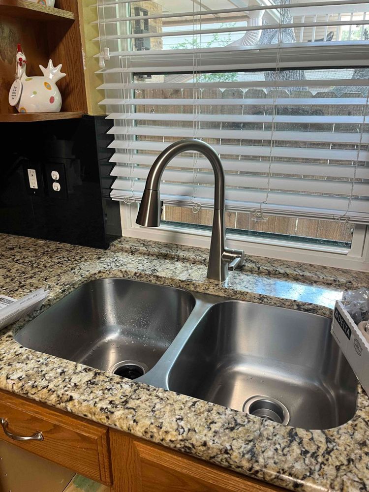 Water & Plumbing for AAA Home Services Chimney & Dryer Vent Cleaning, Aaron's Plumbing in San Antonio, TX