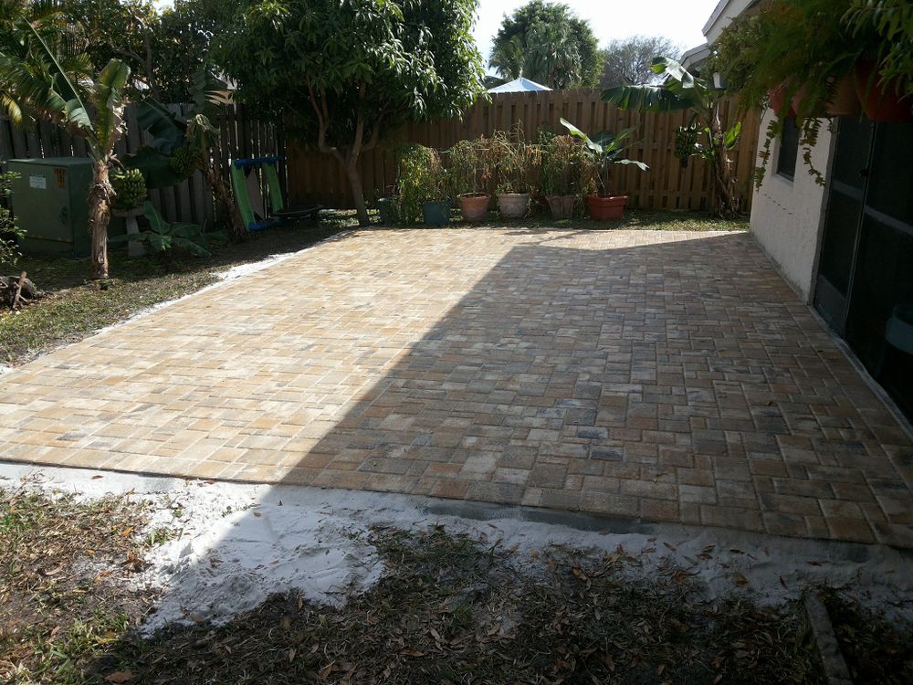 Landscaping for Tezna Landscaping, Trees & Pavers in Valrico, FL