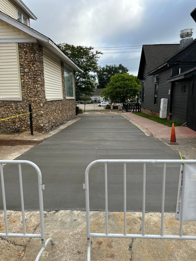 All Photos for Kings Concrete & Construction in Tuscaloosa, AL