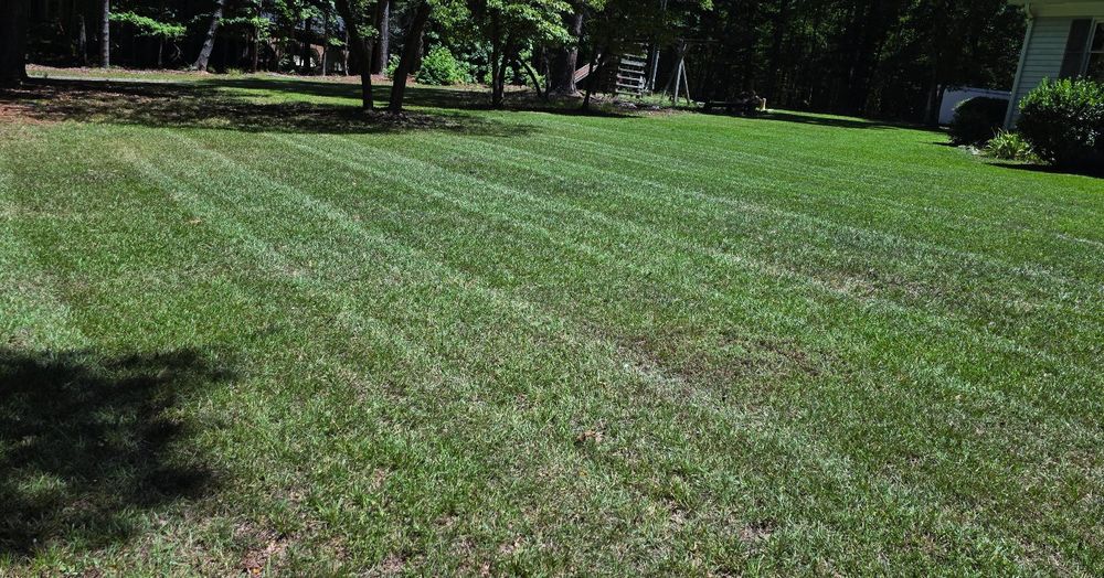 Residential Landscaping for Muddy Paws Landscaping in Blythewood, SC