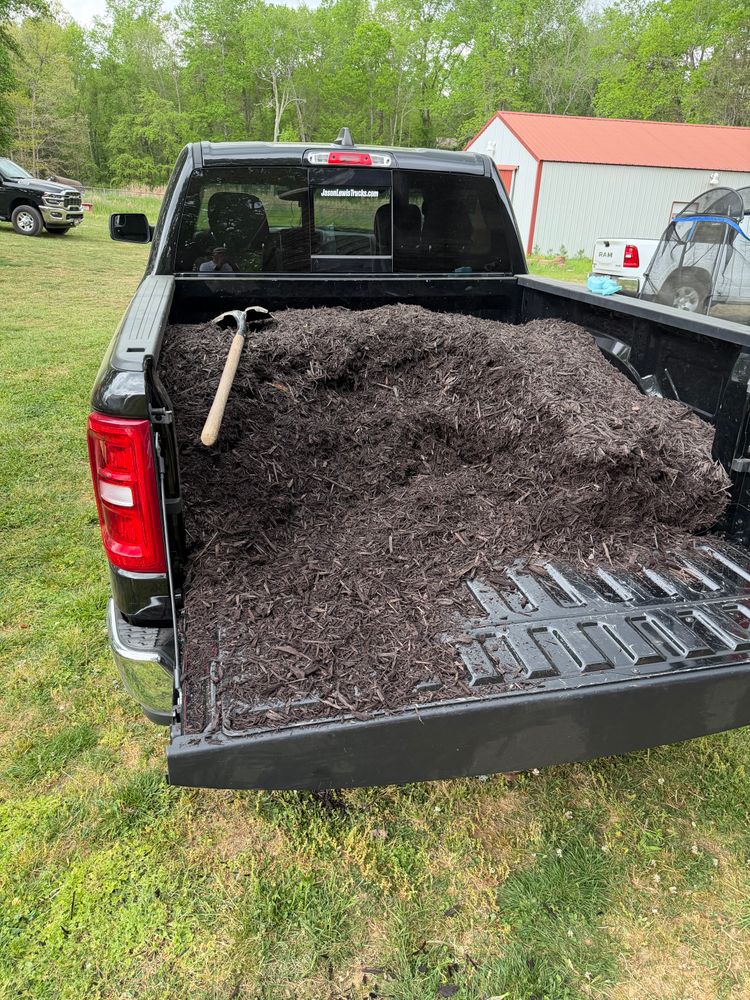 Landscaping for Starnes Hardscapes & Property Management LLC in Dunlap, TN