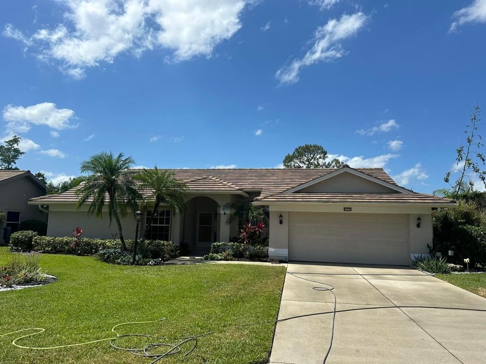 Concrete Cleaning for Hubbard's Pressure Washing in Naples, FL