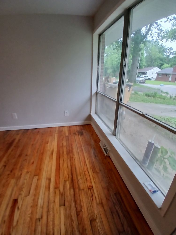 Duplex in Carbondale for Dead Tree General Contracting in Carbondale, Illinois