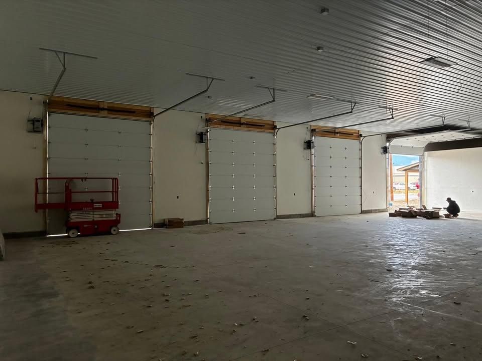 All Photos for Salmon River Garage Door in Challis, ID