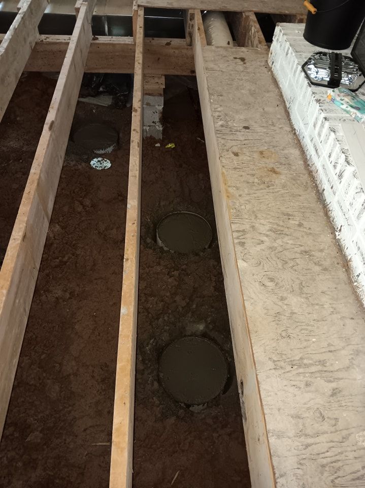 Subfloor repair and Beam Shoring for Dead Tree General Contracting in Carbondale, Illinois