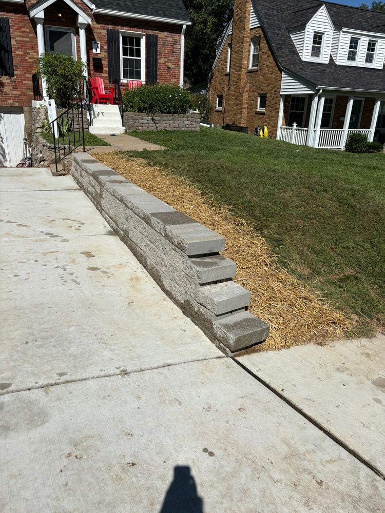 Hardscaping for J & B Landscaping in St. Louis, MO