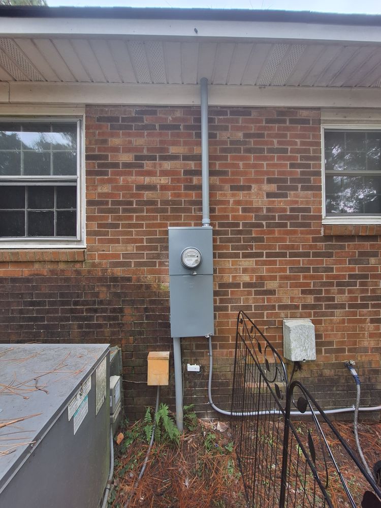 All Photos for Flash Gordon Electric LLC in Hope Mills, NC