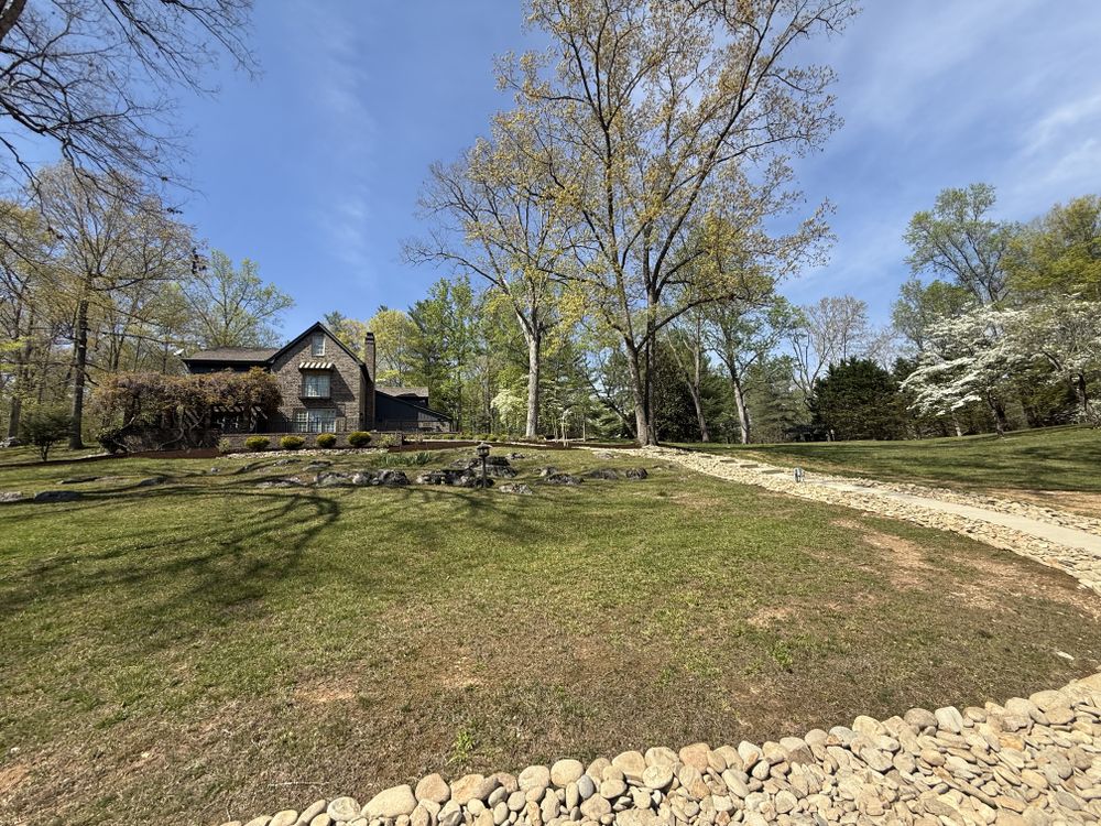 All Photos for Lafollette Mulch, Stone and Lawn Care in La Follette, TN