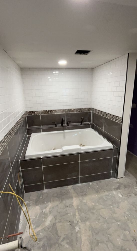 Bathroom Remodeling for Kingdom Carpentry in Jackson, MI