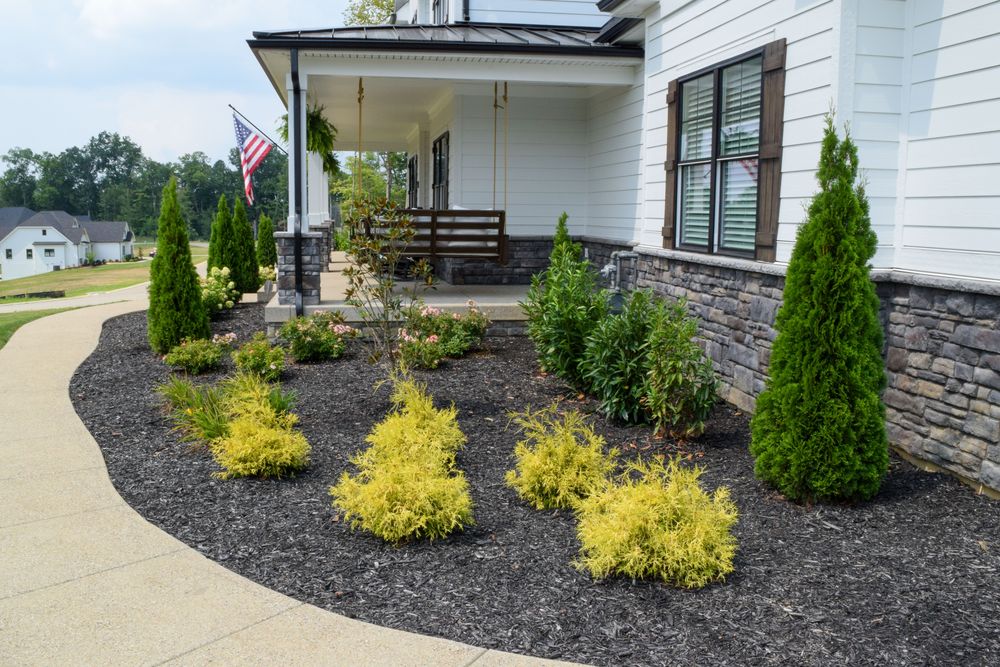 Landscaping for Lamb's Lawn Service & Landscaping in Floyds Knobs, IN