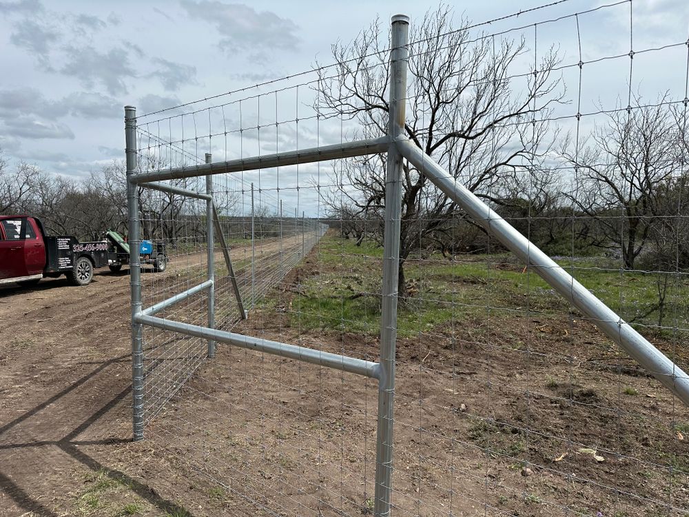 All Photos for 5-7 Fencing & Construction in Madisonville, TX