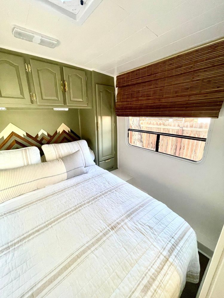 All Photos for Mauka to Makai RV Renovations in Los Angeles, CA