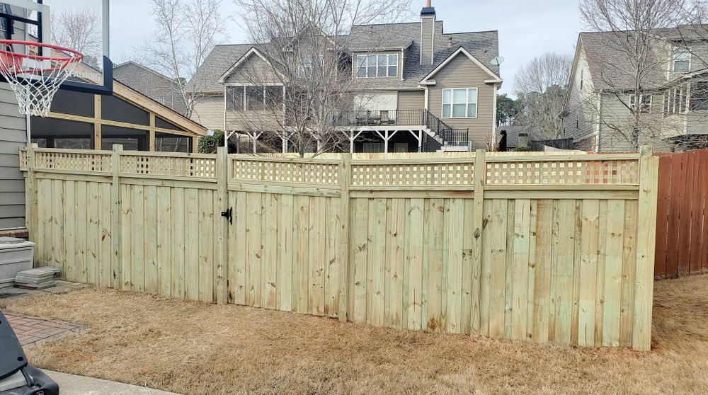 Fences for Everest Fencing in Cartersville,  GA