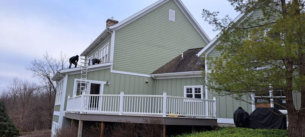 Roofing for Houseman's Exteriors in Muir, MI