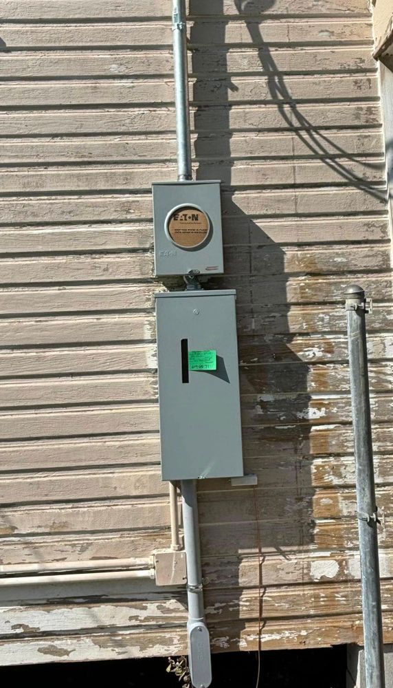Our expert team provides reliable circuit breaker installation and repair, ensuring your home's electrical system operates safely and efficiently. Trust us to enhance protection against overloads and potential hazards. for Texas Pro Electric in Red Oak, TX