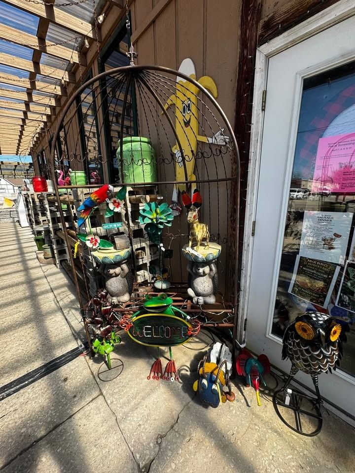 All Photos for Mayfield Landscaping in Staunton, IL