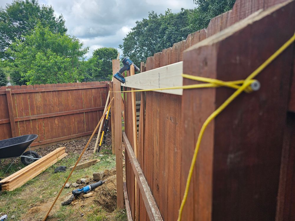 Privacy Fencing Repair for Lawnscapers TN in White House, TN