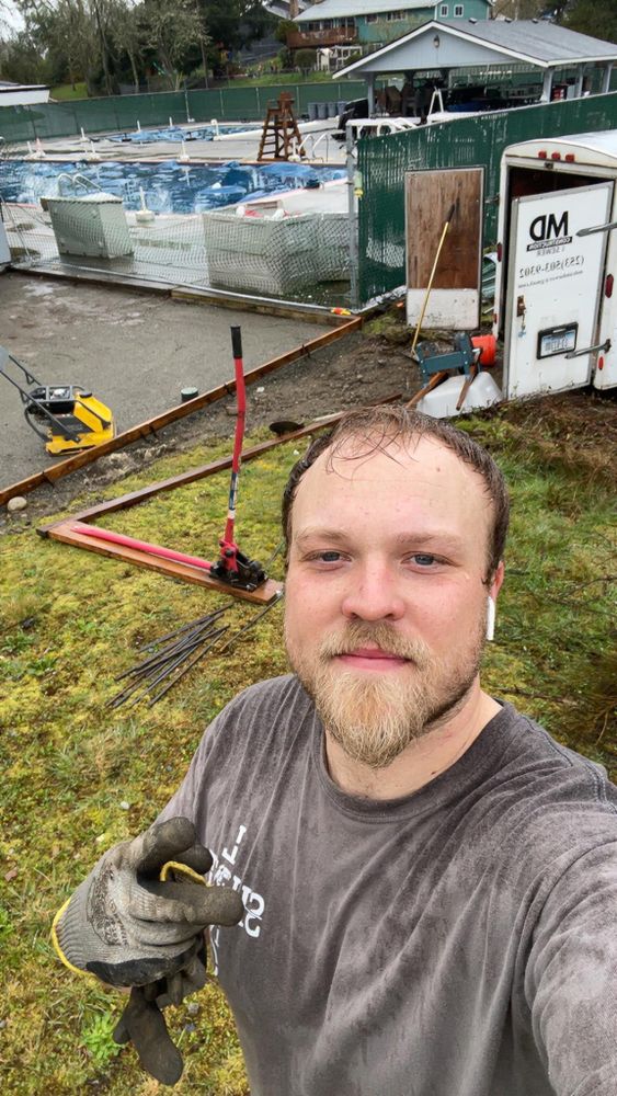 MD Construction & Sewer team in North Yelm, WA - people or person