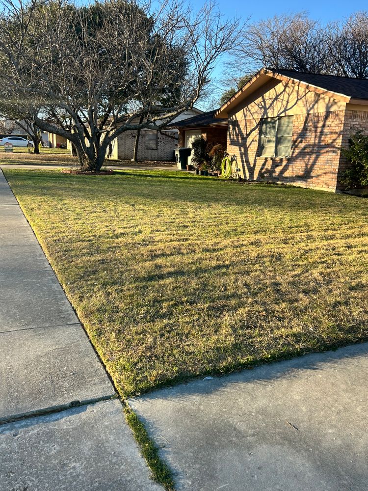 Our residential lawn care services provide expert maintenance, ensuring lush, healthy lawns year-round. Trust our skilled team for mowing, fertilization, and personalized care tailored to your home's unique landscape needs. for D’s Lawncare in Killeen, TX