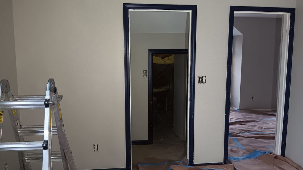 Fence and Full Home Interior Painting and Drywall repair for Dead Tree General Contracting in Carbondale, Illinois