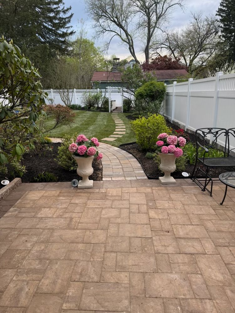 Patios & Walkways for Green Way Landscape and Building Maintenance in Princeton, NJ
