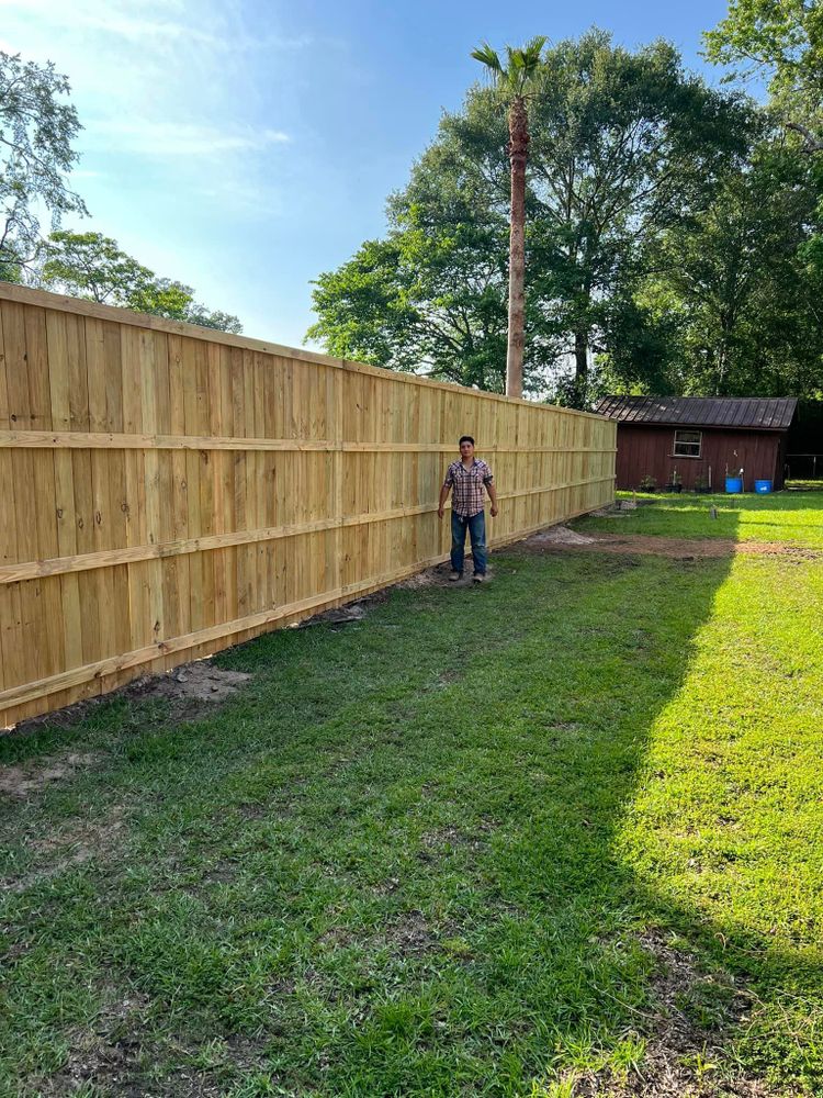 Fences for MNA Construction, LLC in Lufkin, TX