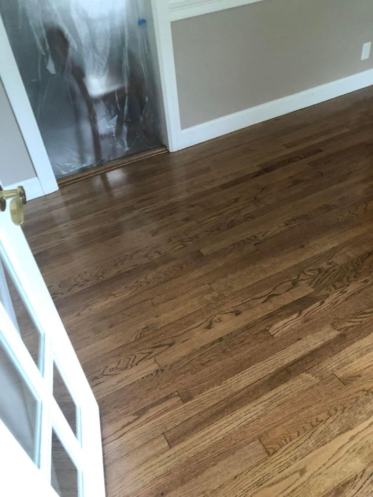 All Photos for Laura Mae Properties in Wolcott, CT