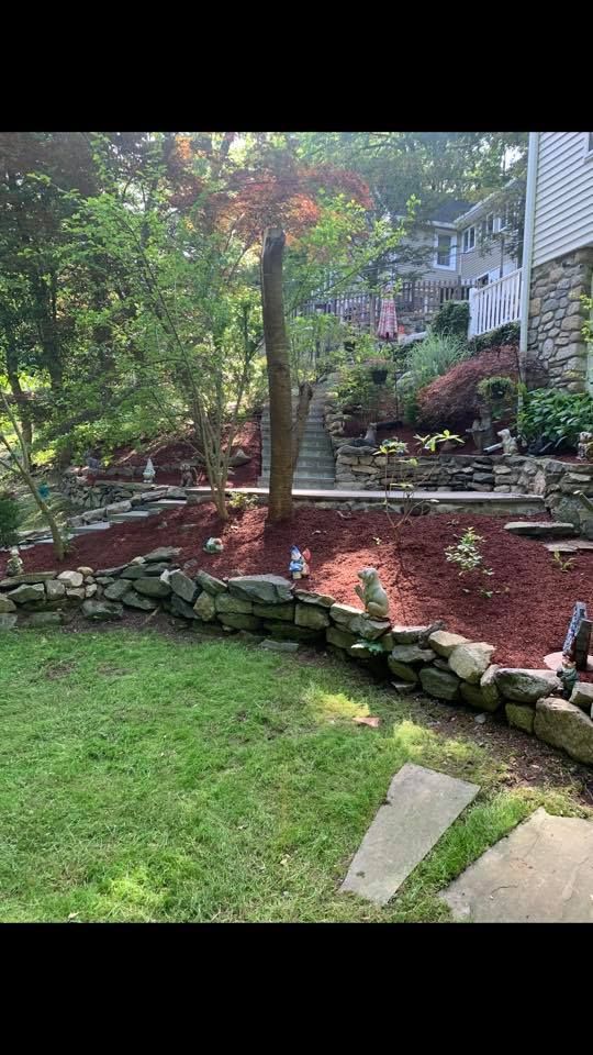 Landscaping for Zaldivar’s Lawn Care INC  in Peekskill, NY