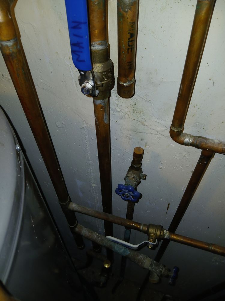 13 doors, 2 windows,  plus pool room Mechanics for Dead Tree General Contracting in Carbondale, Illinois