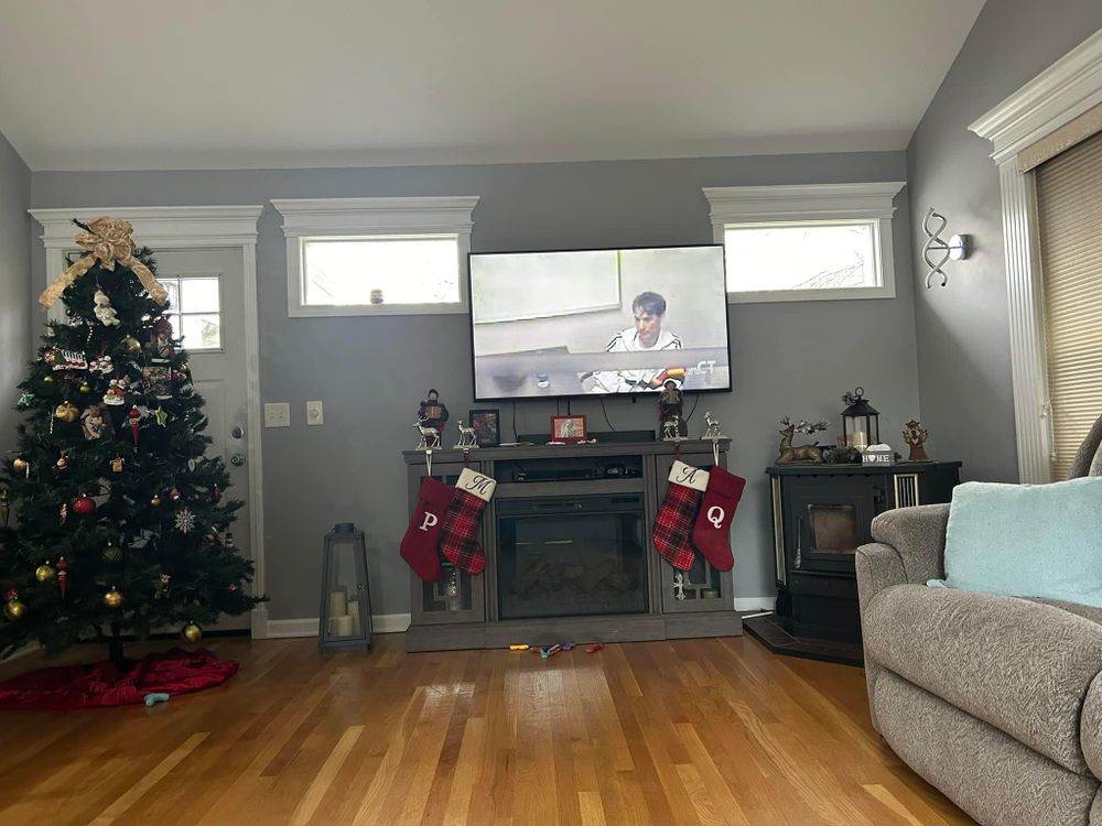 All Photos for Laura Mae Properties in Wolcott, CT