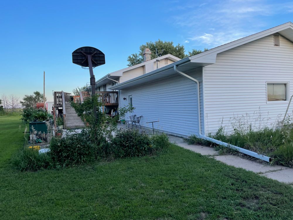 All Photos for The Gutter Man Seamless in Lexington, NE