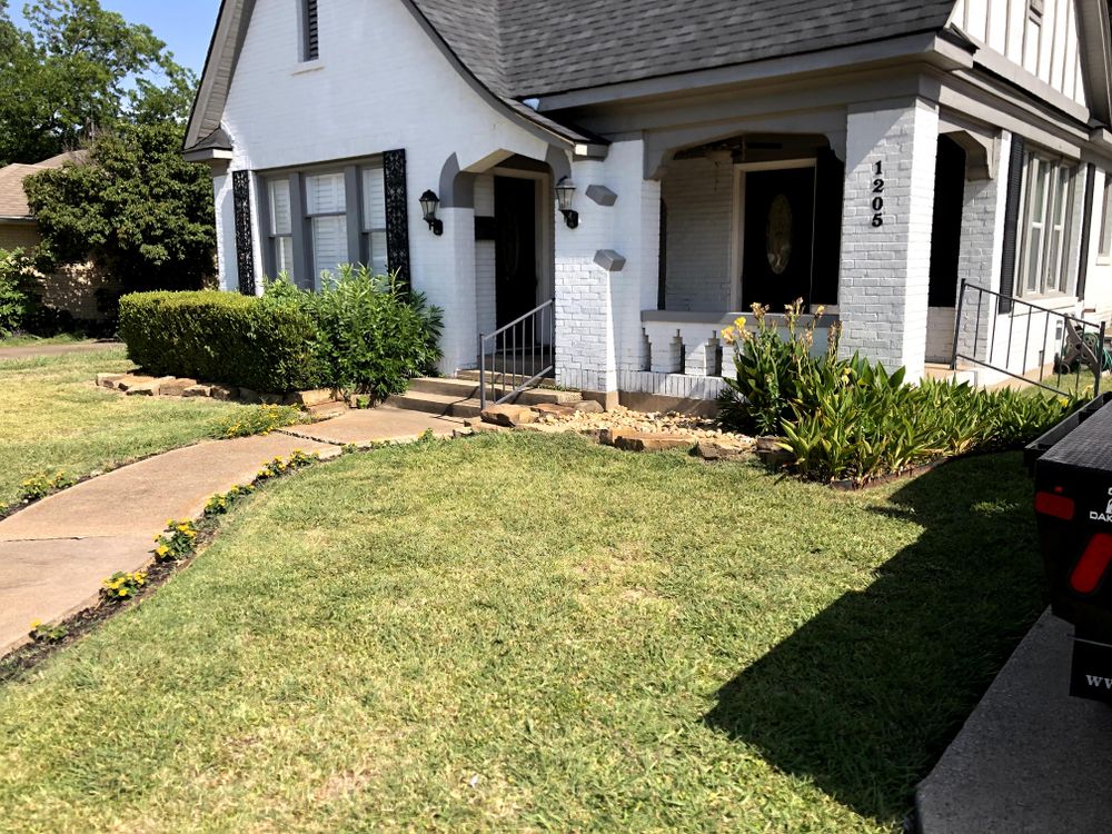 Before and Afters for Danny's Custom Landscaping & Woodchuck Firewood in Garland, TX